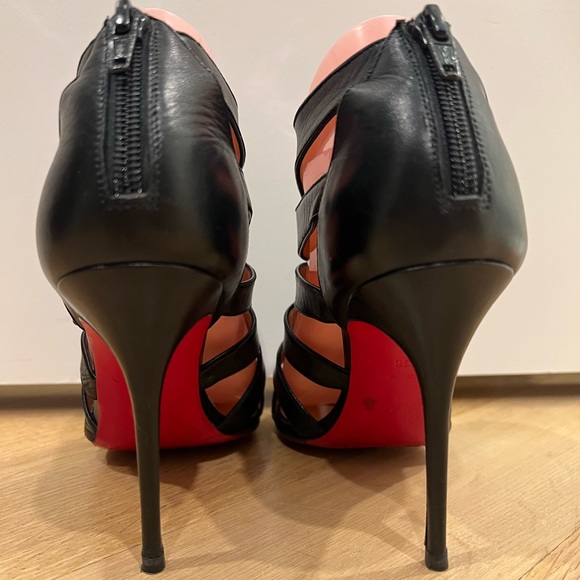 Christian Louboutin gladiator sandal - Picture 5 of 10